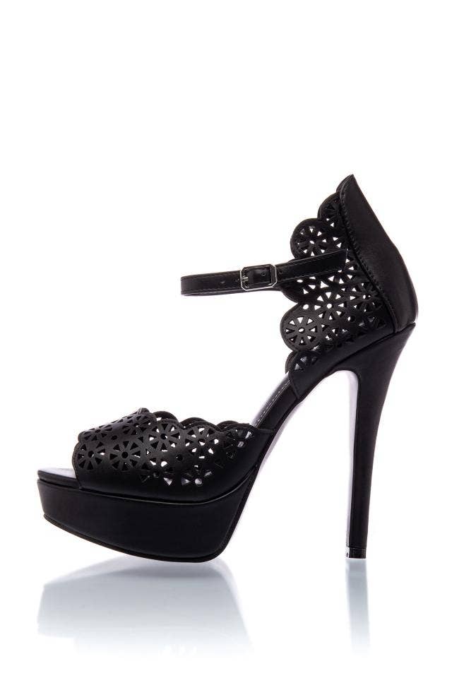 Chaussures à bretelles: Noir / 38