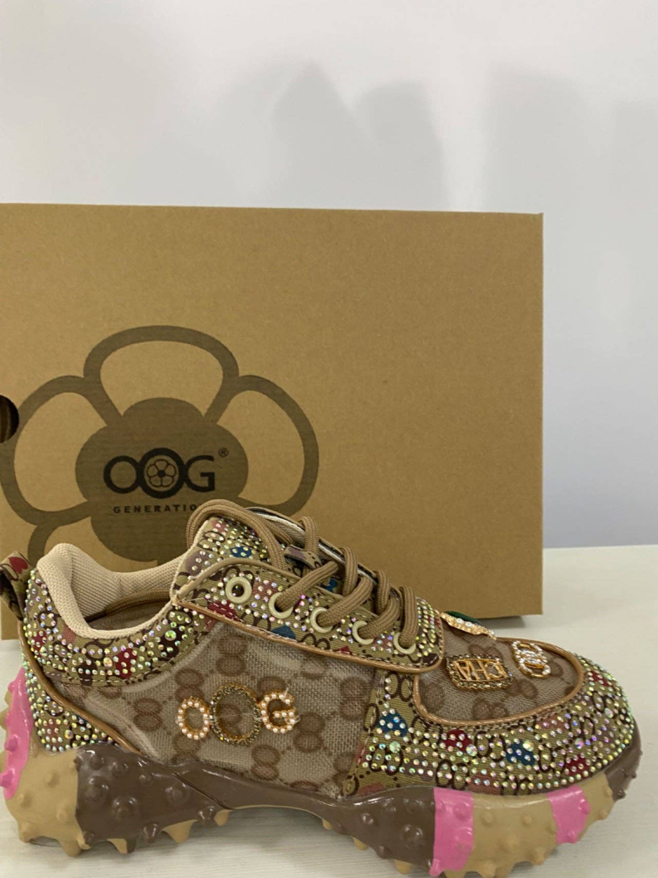Chaussures de sport AQ720 OOG pour femmes: Marron / 37