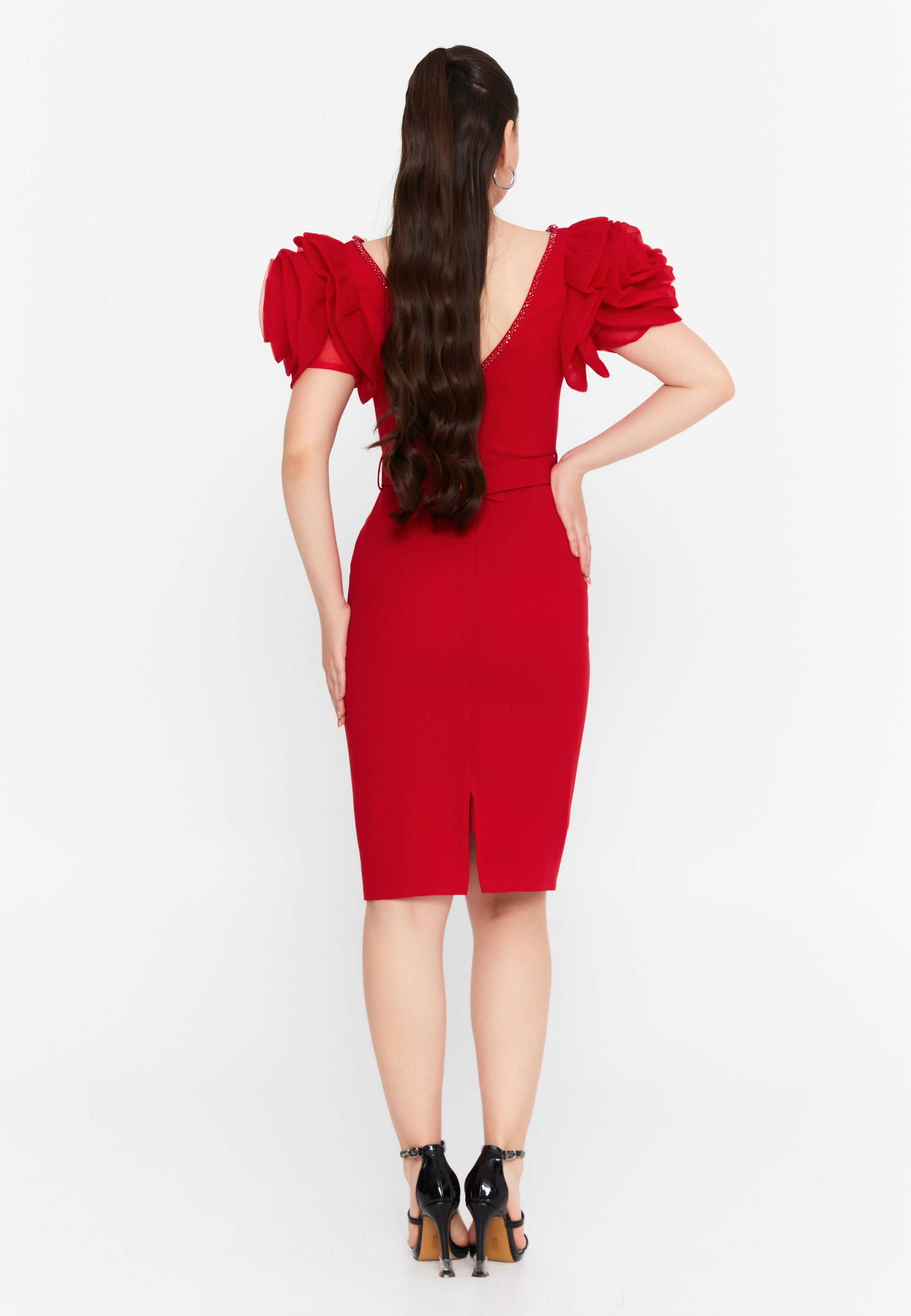 Robe Midi Rouge Élégance Rosalie – Manches Fleuries & Ceinture