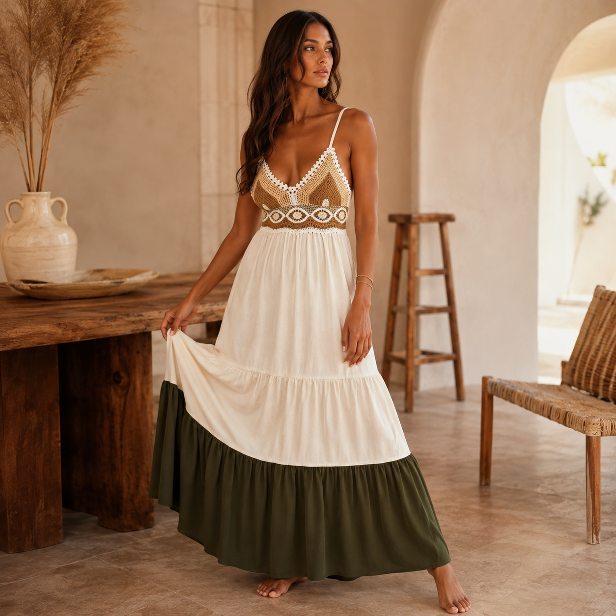 Robe Longue Bohème Élégance Crochet – Blanc Cassé & Vert Olive