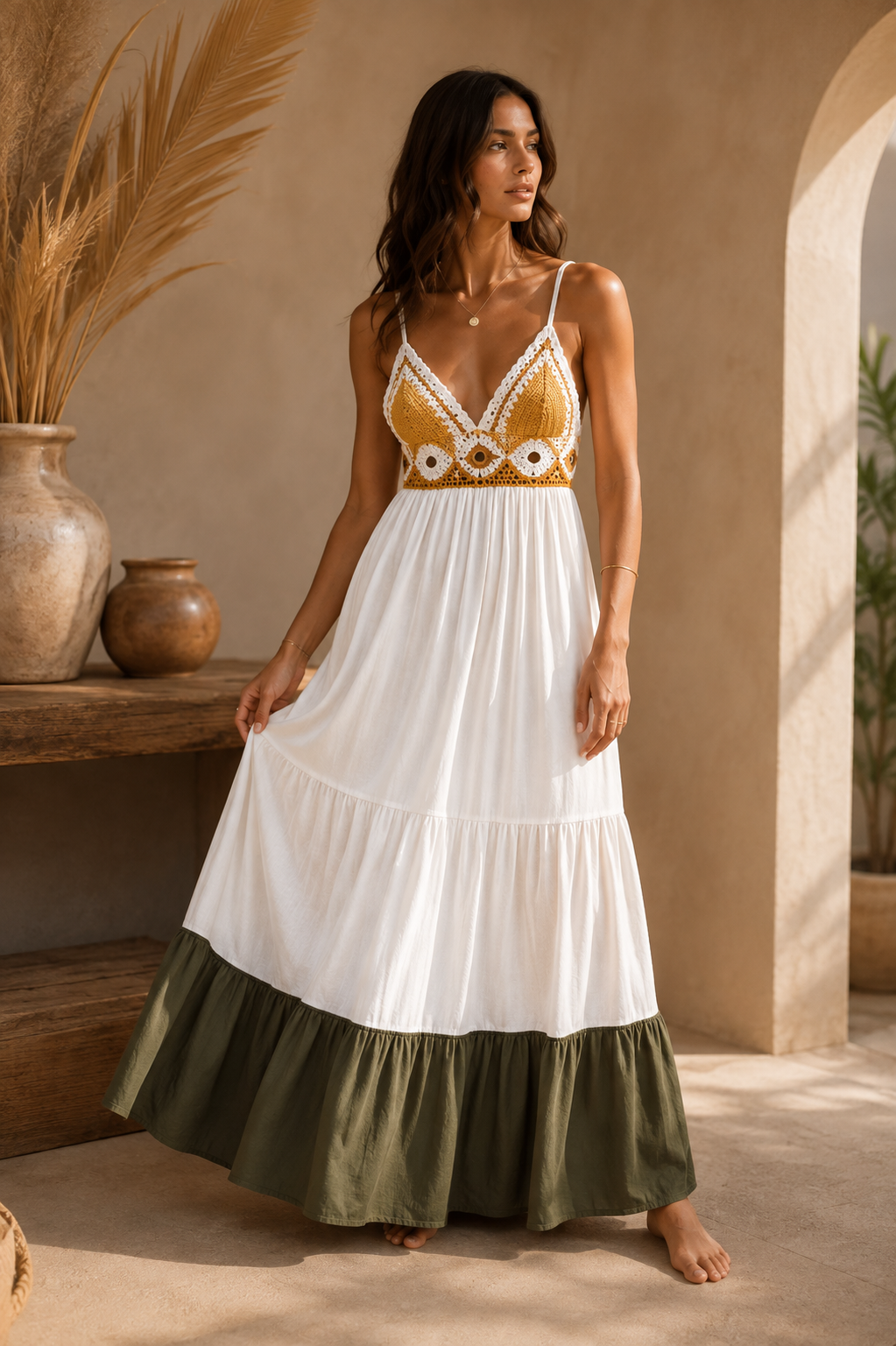 Robe Longue Bohème Élégance Crochet – Blanc Cassé & Vert Olive