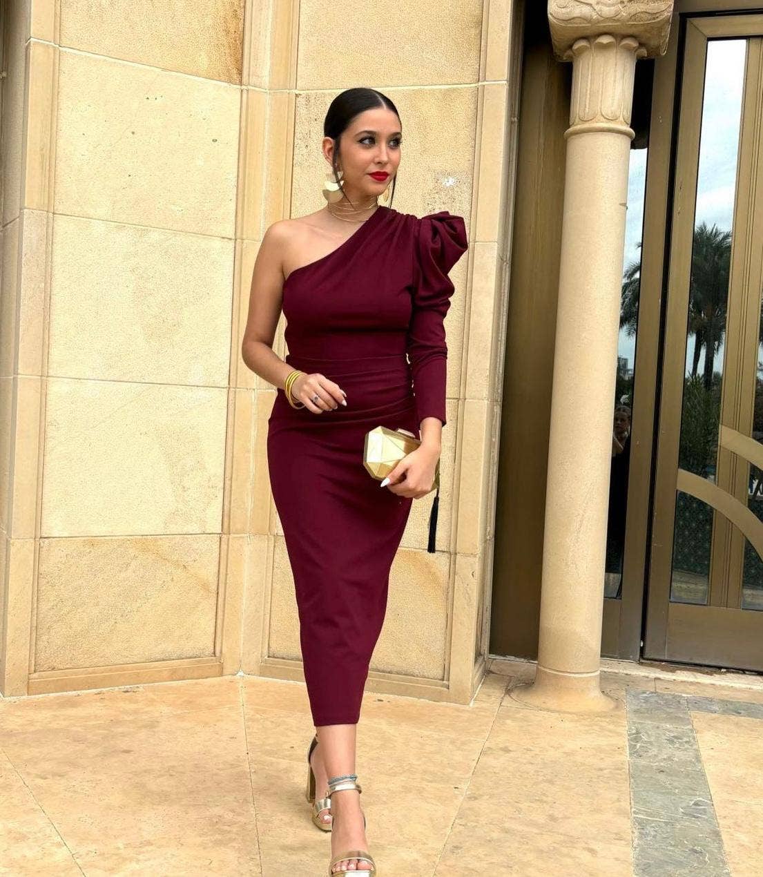 6849  robe longue avec une manche taille unique: Rouille / Taille unique